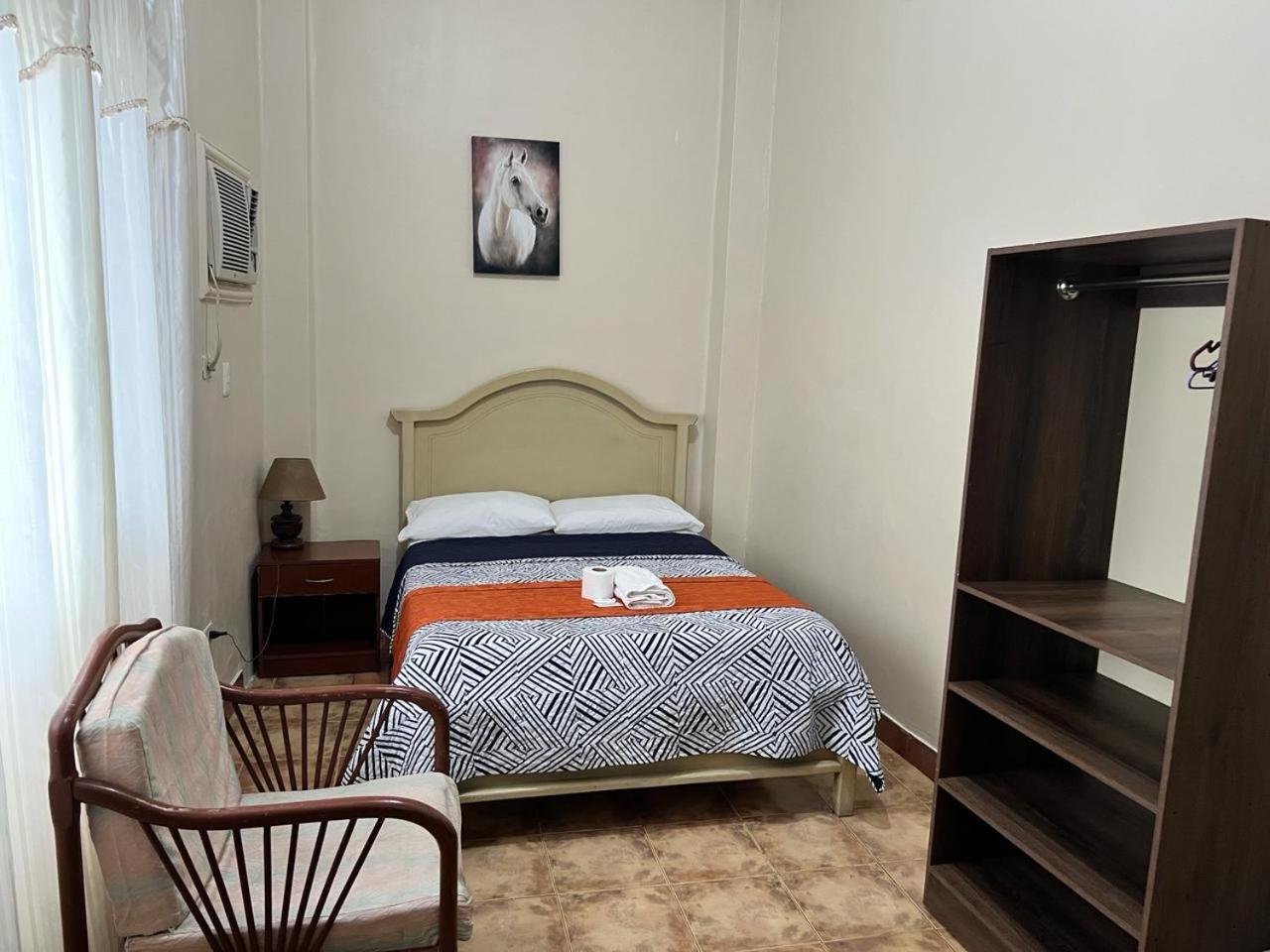 Atlantic Suites Hotel جواياكيل المظهر الخارجي الصورة